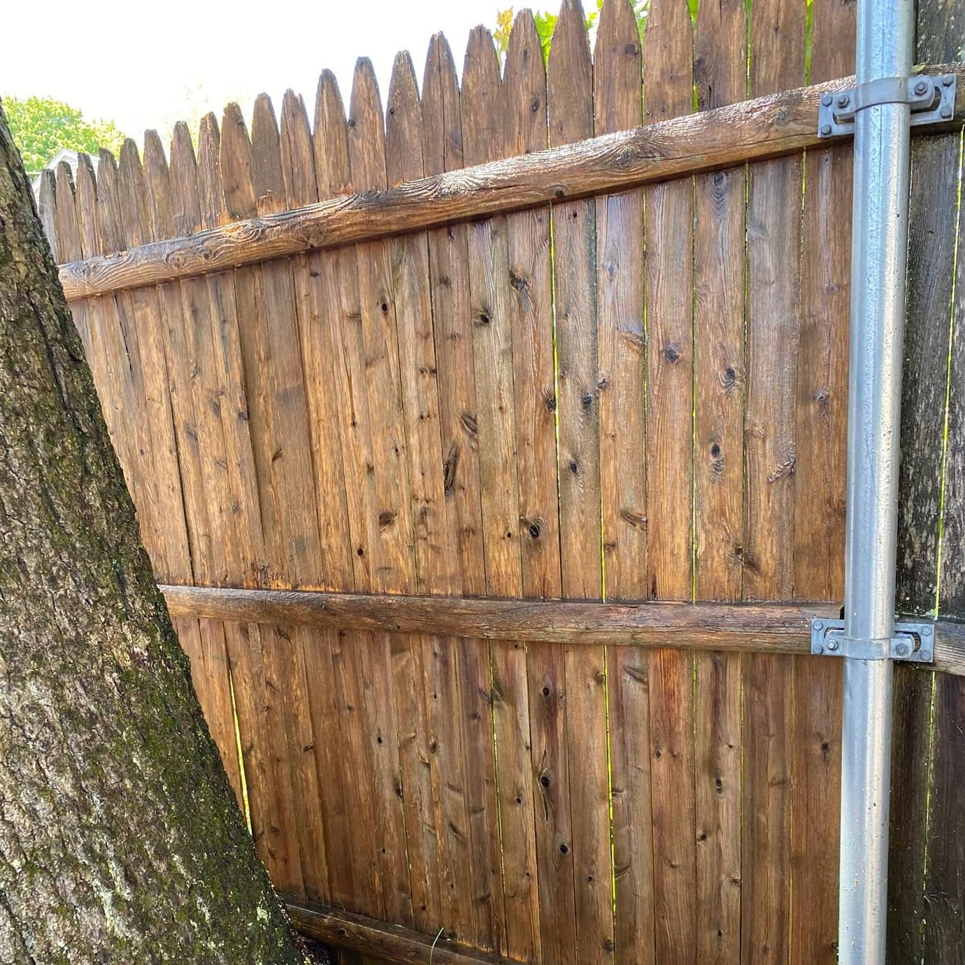 WOODEN FENCE